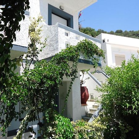 Fevro Hotel Ajía Galíni Kültér fotó