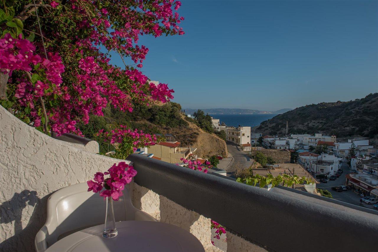 Fevro Hotel Ajía Galíni Kültér fotó